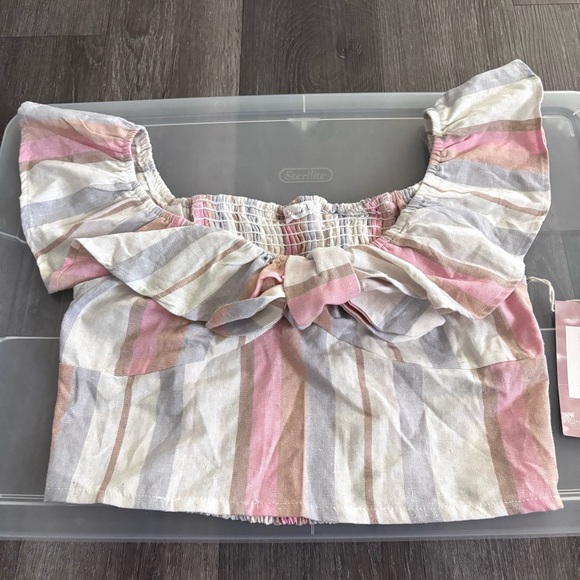 Striped Ruffle Off-Shoulder Crop Top - Picture 2 of 5